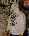 Mikina s kapucí Mentalita ultras (bílá)